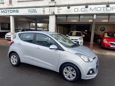 Silver Used 2014 Hyundai i10 SE Hatchback | £4,995 (A bit pricey)