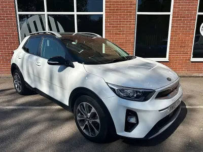 Used Kia Stonic 118 HP (86 kW) 2019 White SUV