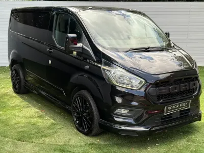 Used Ford Transit Custom Limited 130 HP (95 kW) 2019 Black Van