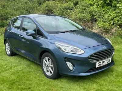 Used Ford Fiesta Zetec 85 HP (62 kW) 2019 Blue Hatchback