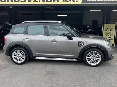 Used Mini Cooper Countryman Exclusive 150 HP (110 kW) 2019 Silver SUV