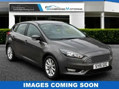 Used Ford Focus Titanium 120 HP (88 kW) 2015 Grey Hatchback