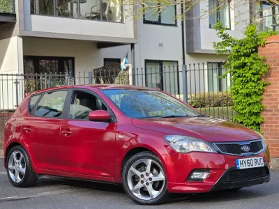 Used Kia Ceed 2010 Red Hatchback