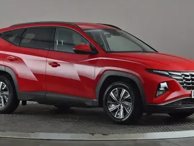 Used Hyundai Tucson SE 150 HP (110 kW) 2023 Red SUV
