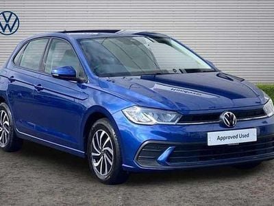 Used VW Polo Life 95 HP (69 kW) 2023 Blue Hatchback