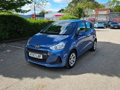 Gebraucht Hyundai i10 SE 87 PS (63 kW) 2018 Blau Kleinwagen