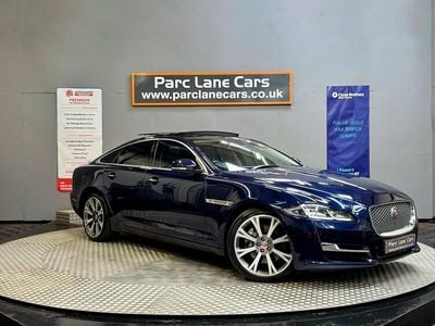 Jaguar XJ