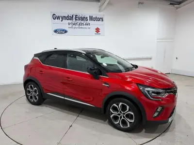 Used Renault Captur Techno 91 HP (66 kW) 2024 Red/black SUV