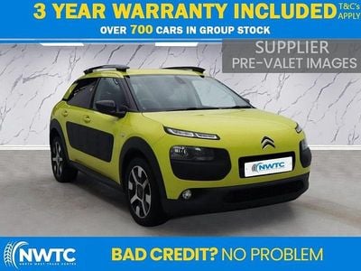 Used Citroën C4 Cactus Flair 82 HP (60 kW) 2015 Yellow Hatchback