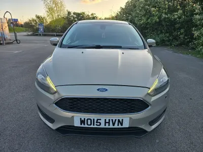 Used Ford Focus Zetec 2015 Silver Hatchback