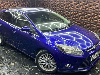Used Ford Focus Zetec 116 HP (85 kW) 2014 Blue Hatchback
