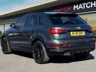 Begagnad Audi Q3 Black Edition 2018 Grå SUV