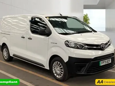 Usado Toyota Proace 100 kW (136 CV) 2021 Blanco Monovolumen