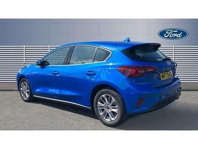 Używany Ford Focus Titanium 125 KM (91 kW) 2023 Niebieski Hatchback