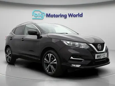 Used Nissan Qashqai N-Connecta 140 HP (102 kW) 2019 Black SUV