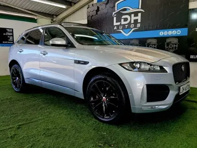 Usado Jaguar F-Pace R-Sport 180 HP (132 kW) 2017 Prateado SUV