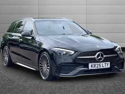 Usado Mercedes C300 AMG Line Premium Plus 258 CV (189 kW) 2025 Negro Familiar
