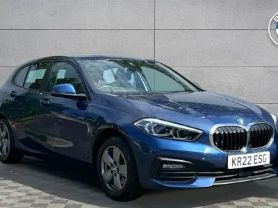 Used BMW 118 Sport Line 134 HP (98 kW) 2022 Blue Hatchback