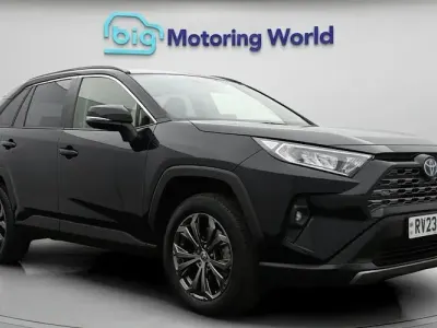 Używany Toyota RAV4 Design 218 KM (160 kW) 2025 SUV