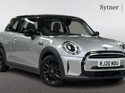 Used Mini Cooper Classic 134 HP (98 kW) 2023 Silver Hatchback