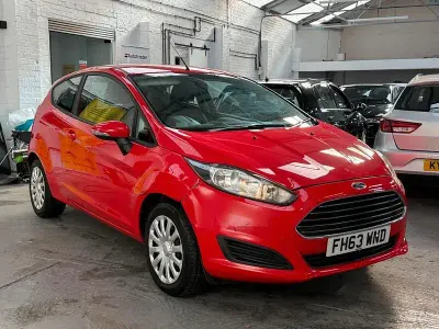 Used Ford Fiesta Style 2014 Red Hatchback