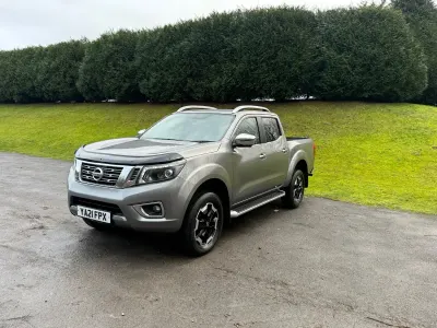 Used Nissan Navara Tekna 190 HP (139 kW) 2021 Grey Pickup