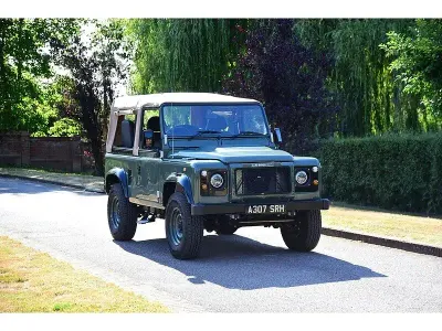 Used Land Rover Defender 182 HP (133 kW) 1984 Green SUV