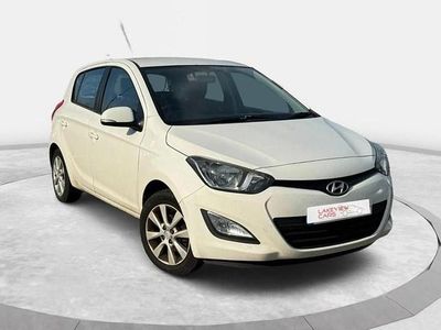 White Used 2014 Hyundai i20 Active Hatchback | £2,945