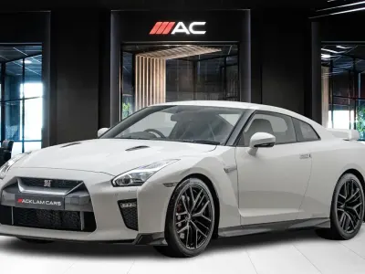 Used Nissan GT-R Recaro 2017 White Coupe