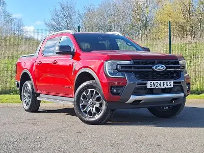 Käytetty Ford Ranger Wildtrack 2024 Punainen Nouto