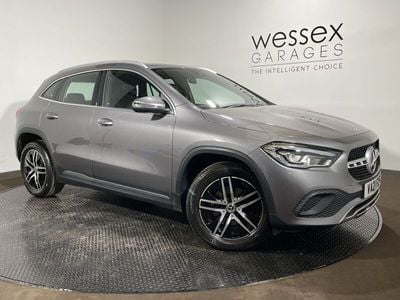 Mercedes GLA200