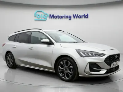 Used Ford Focus ST-Line 125 HP (91 kW) 2022 Silver Estate