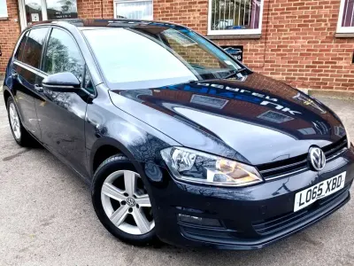 Used VW Golf VII Match 105 HP (77 kW) 2015 Black Hatchback