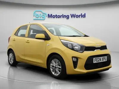 Używany Kia Picanto 66 KM (48 kW) 2024 Żółty Hatchback