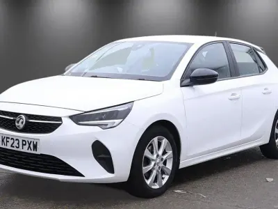 Used Vauxhall Corsa Design Edition 100 HP (73 kW) 2023 White Hatchback