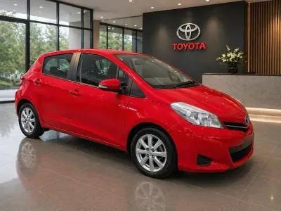Used Toyota Yaris 99 HP (72 kW) 2013 Red Hatchback