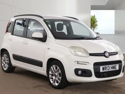 Używany Fiat Panda Lounge 75 KM (55 kW) 2013 Biały Hatchback