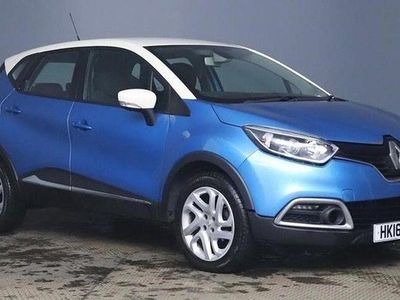 Used Renault Captur Dynamique 90 HP (66 kW) 2016 Blue/cream SUV