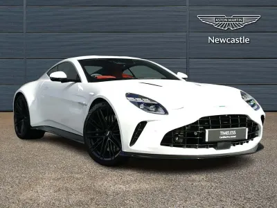 New Aston Martin V8 Vantage 665 HP (489 kW) 2025 White Hatchback