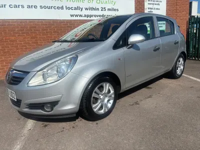 Używany Vauxhall Corsa 2010 Srebrny Hatchback