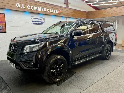 Used Nissan Navara N-Guard 190 HP (139 kW) 2021 Black Pickup