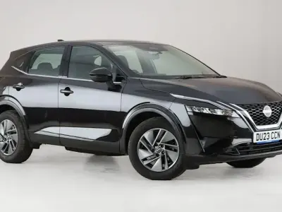 Used Nissan Qashqai Acenta Premium 158 HP (116 kW) 2023 Black SUV
