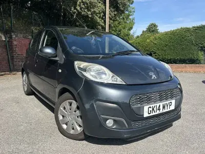 Used Peugeot 107 Active 68 HP (50 kW) 2014 Grey Hatchback