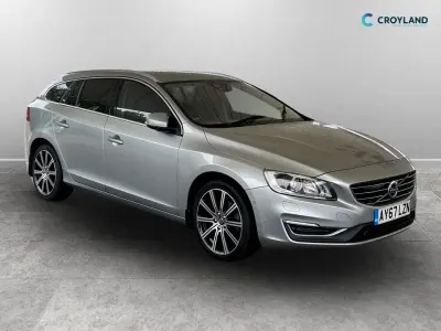 Used Volvo V60 SE Lux 150 HP (110 kW) 2017 Silver Estate