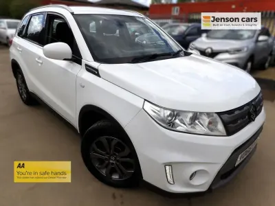 Used Suzuki Vitara SZ4 120 HP (88 kW) 2016 White SUV