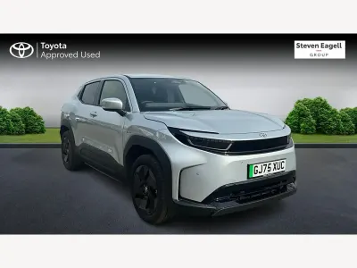 Used Toyota Urban Cruiser Design 127 kW (174 HP) 2026 Silver SUV