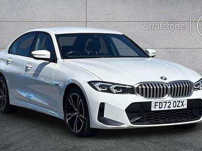 Begagnad BMW 330e M Sport 288 HK (211 kW) 2022 Vit