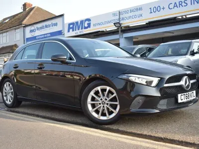 Begagnad Mercedes A180 Executive 116 HK (85 kW) 2019 Svart Halvkombi