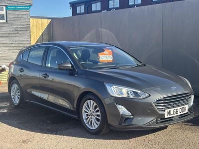 Used Ford Focus Titanium 125 HP (91 kW) 2018 Grey Hatchback