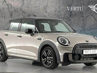 Usado Mini Cooper Premium 136 CV (100 kW) 2022 Gris Utilitario